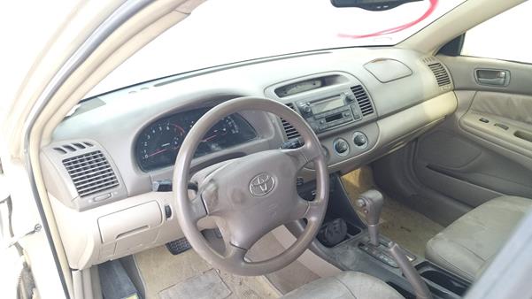 Photo 11 VIN: 4T1BE32K24U790048 - TOYOTA CAMRY 