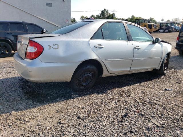 Photo 2 VIN: 4T1BE32K24U870465 - TOYOTA CAMRY LE 