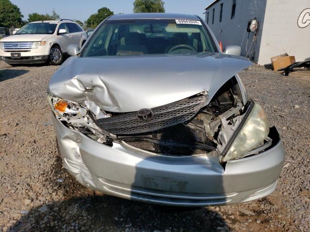 Photo 4 VIN: 4T1BE32K24U870465 - TOYOTA CAMRY LE 