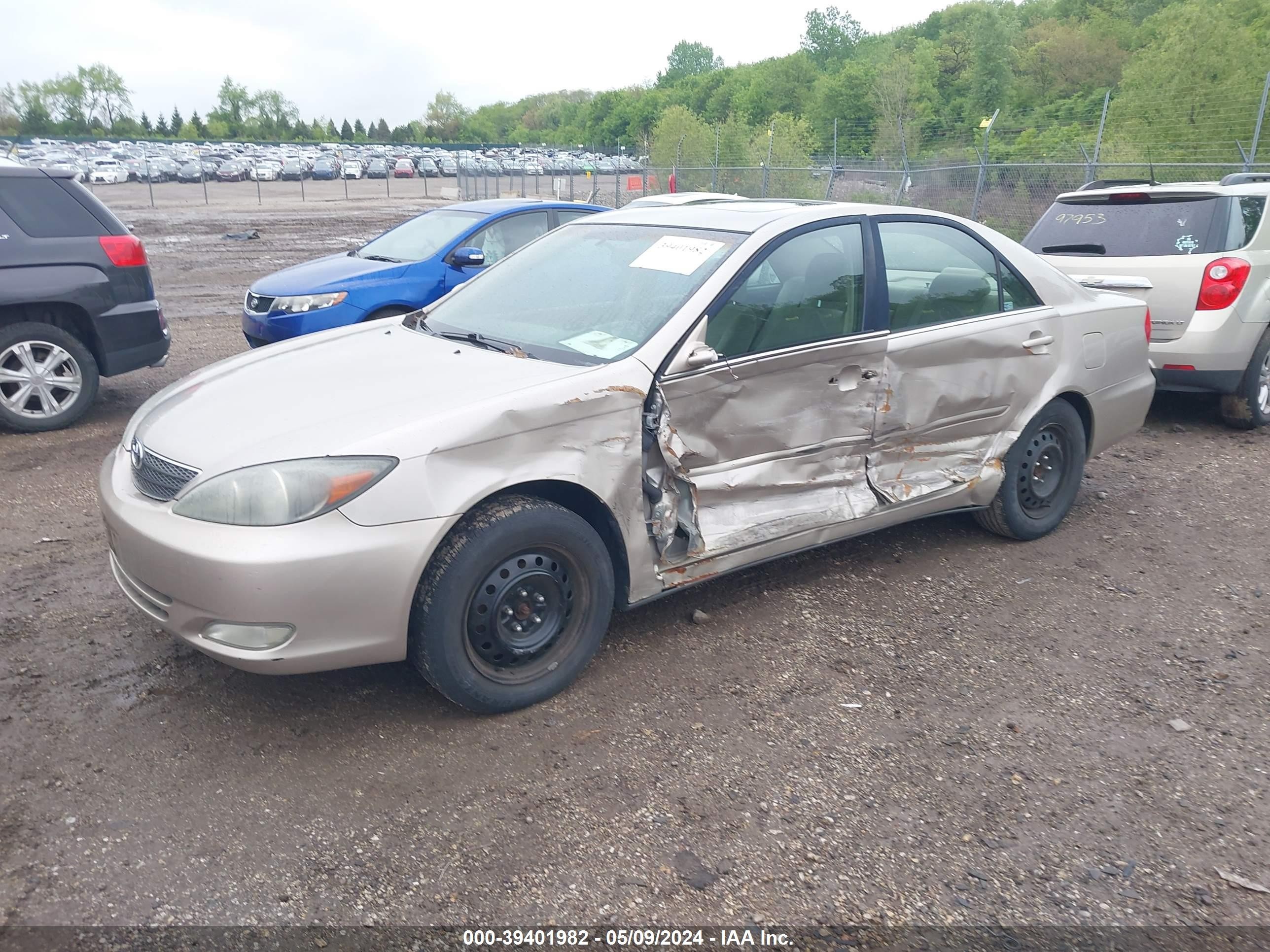 Photo 1 VIN: 4T1BE32K24U911323 - TOYOTA CAMRY 