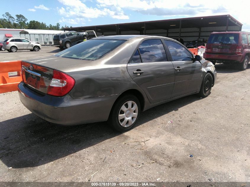 Photo 3 VIN: 4T1BE32K24U924783 - TOYOTA CAMRY 