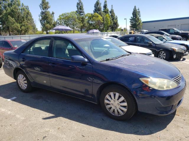 Photo 3 VIN: 4T1BE32K25U024967 - TOYOTA CAMRY LE 