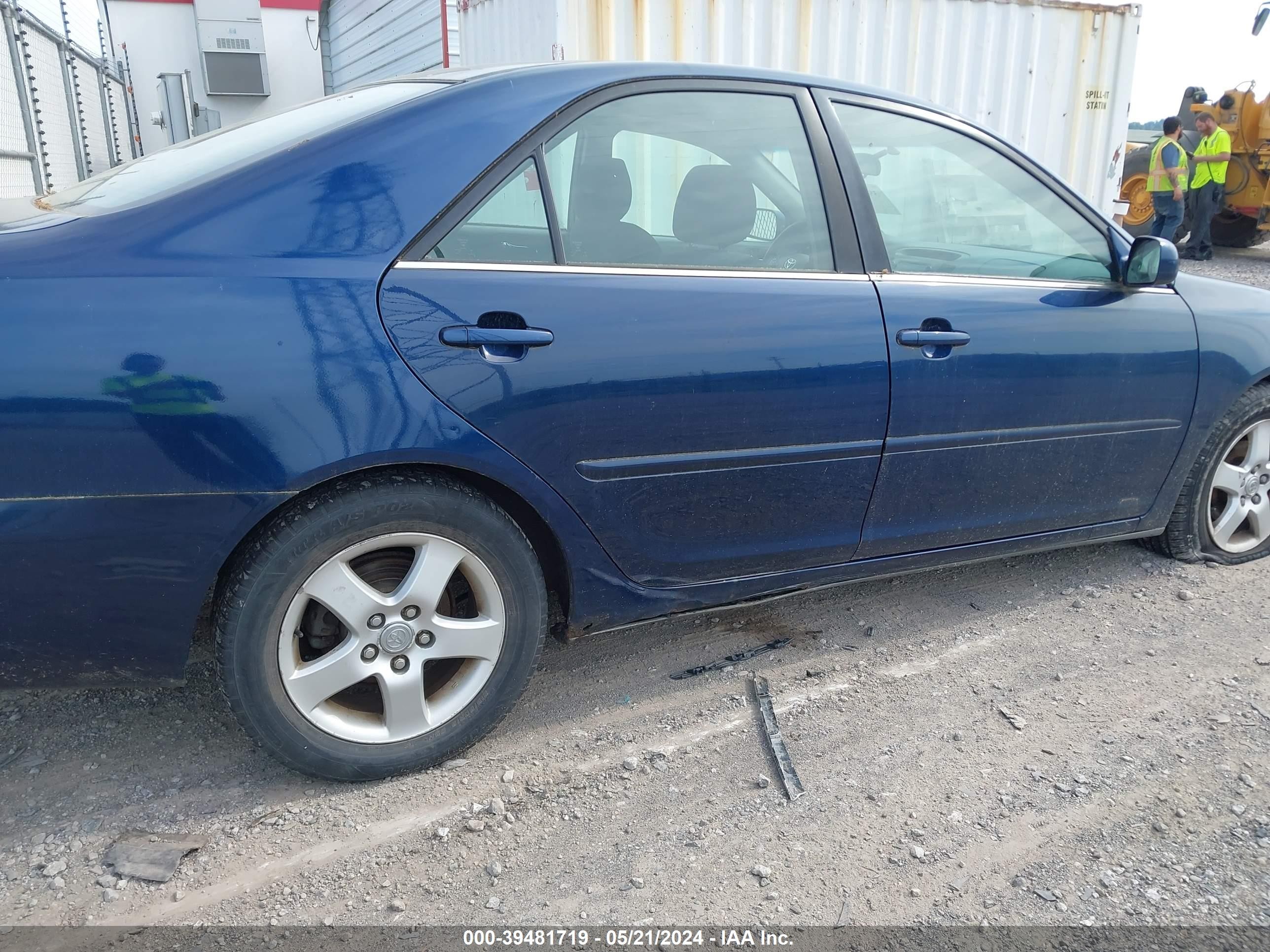 Photo 5 VIN: 4T1BE32K25U080729 - TOYOTA CAMRY 