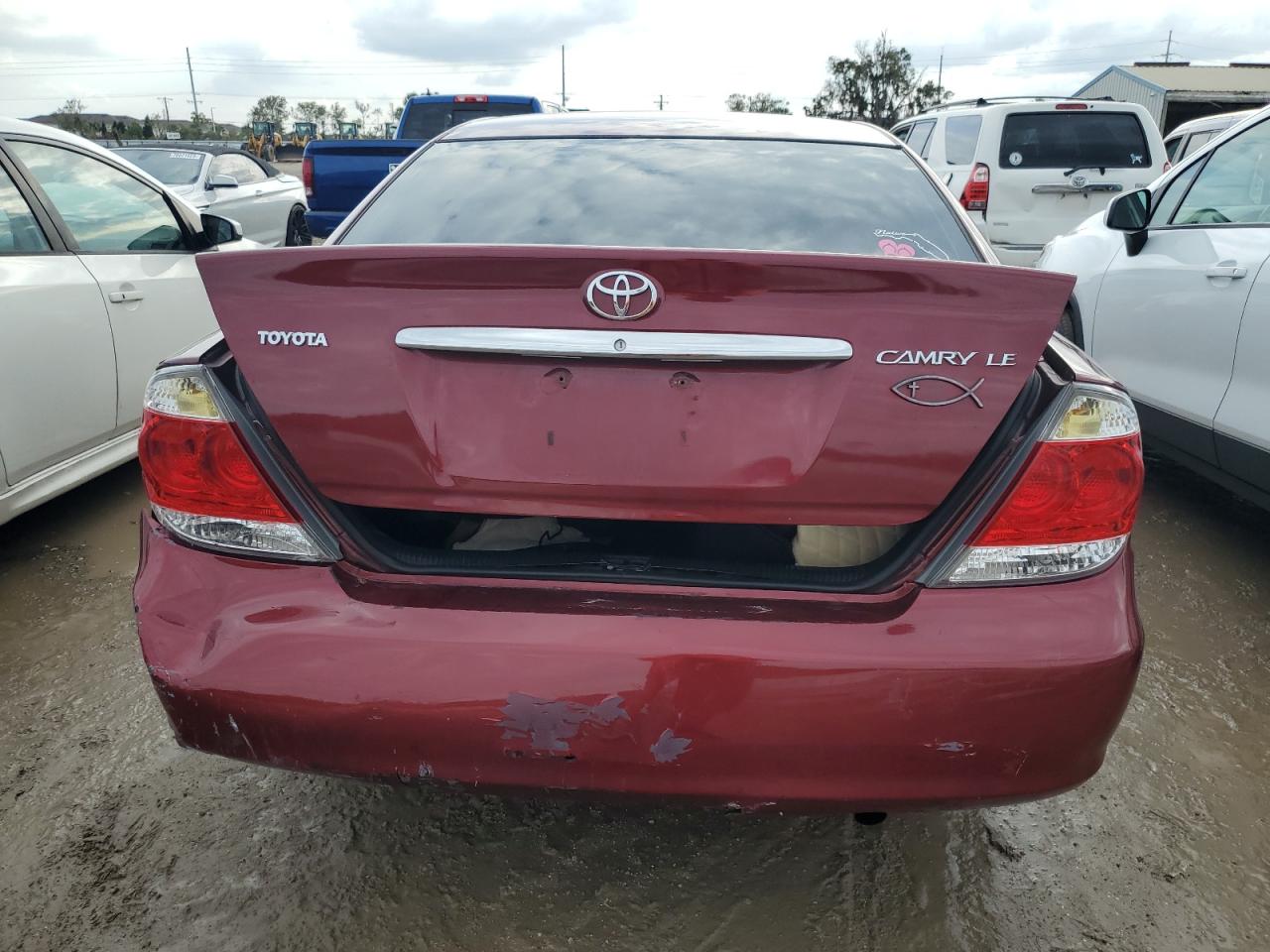 Photo 5 VIN: 4T1BE32K25U096400 - TOYOTA CAMRY 