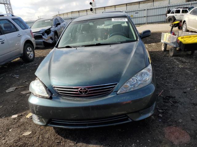 Photo 4 VIN: 4T1BE32K25U432708 - TOYOTA CAMRY 