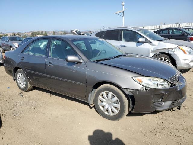 Photo 3 VIN: 4T1BE32K25U519444 - TOYOTA CAMRY LE 