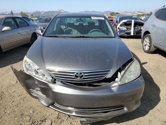 Photo 4 VIN: 4T1BE32K25U519444 - TOYOTA CAMRY LE 