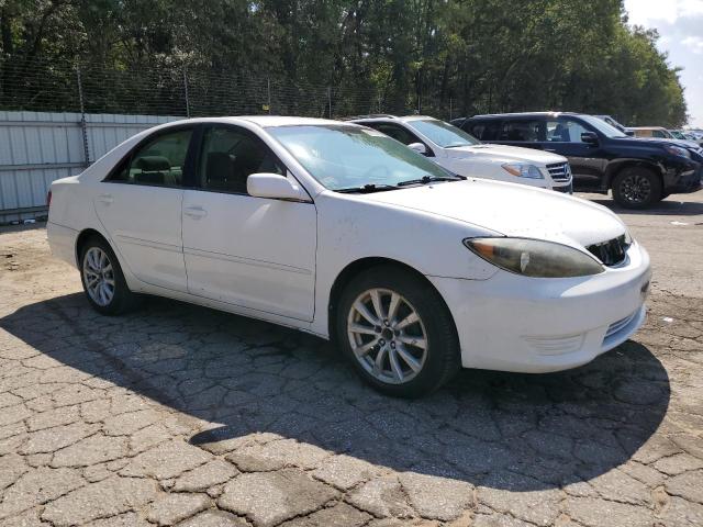 Photo 3 VIN: 4T1BE32K25U540780 - TOYOTA CAMRY LE 