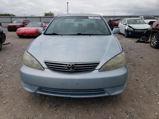 Photo 4 VIN: 4T1BE32K25U555568 - TOYOTA CAMRY LE 