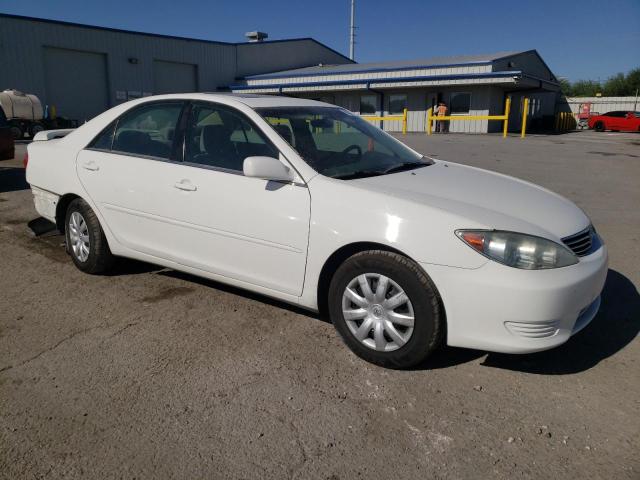 Photo 3 VIN: 4T1BE32K25U572127 - TOYOTA CAMRY LE 