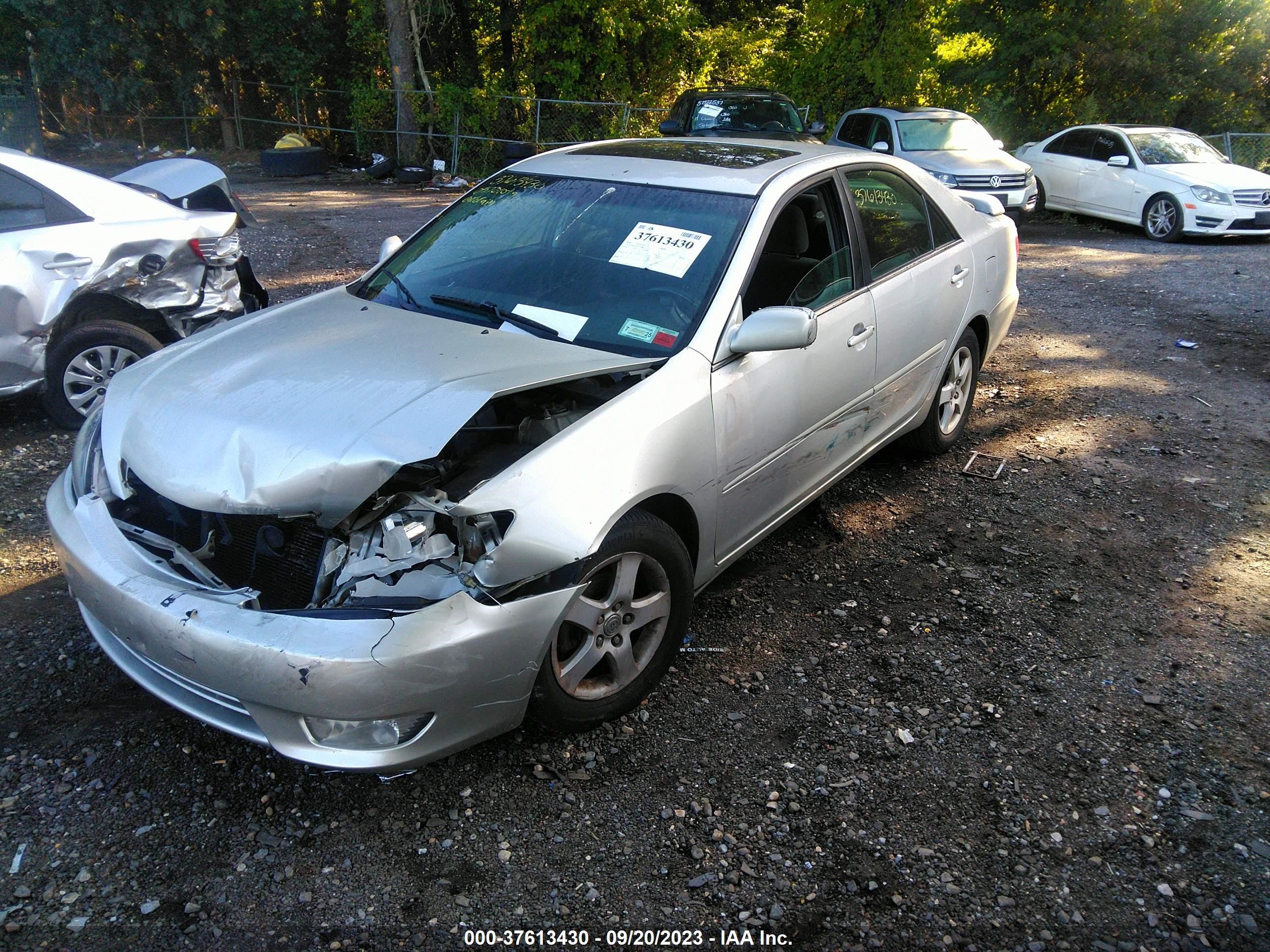 Photo 1 VIN: 4T1BE32K25U578980 - TOYOTA CAMRY 