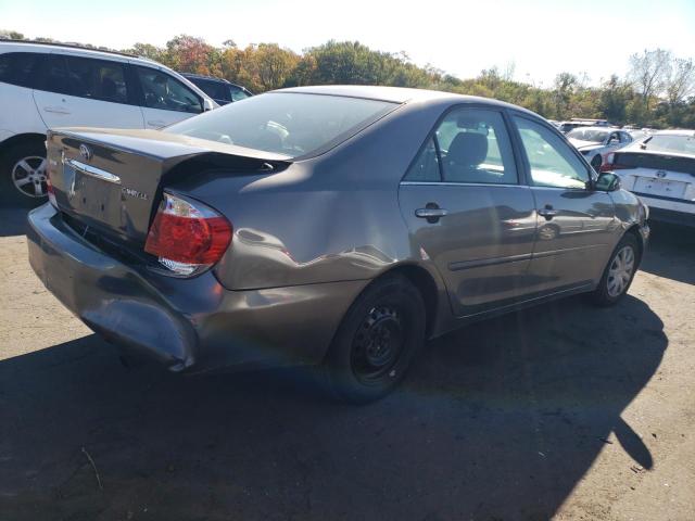 Photo 2 VIN: 4T1BE32K25U582947 - TOYOTA CAMRY LE 