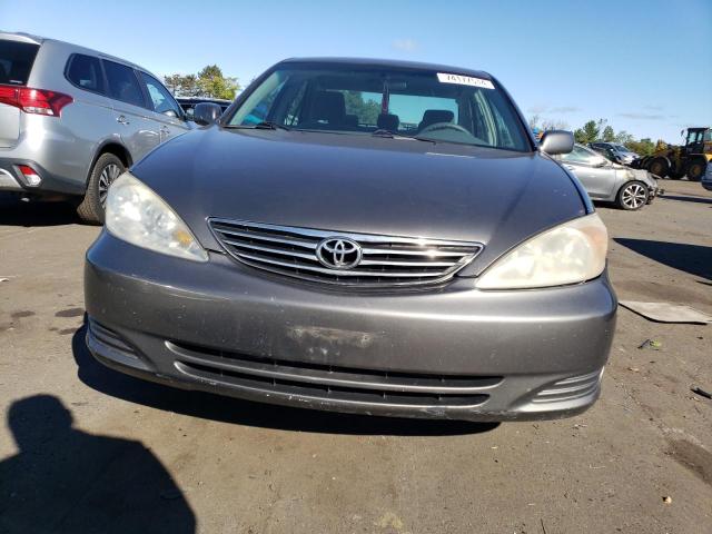 Photo 4 VIN: 4T1BE32K25U582947 - TOYOTA CAMRY LE 