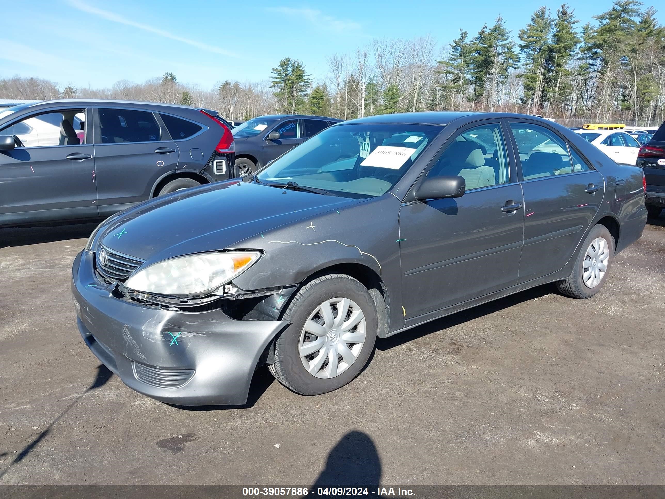 Photo 1 VIN: 4T1BE32K25U632505 - TOYOTA CAMRY 