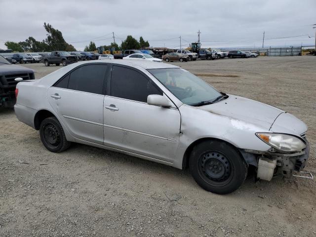 Photo 3 VIN: 4T1BE32K25U967960 - TOYOTA CAMRY 