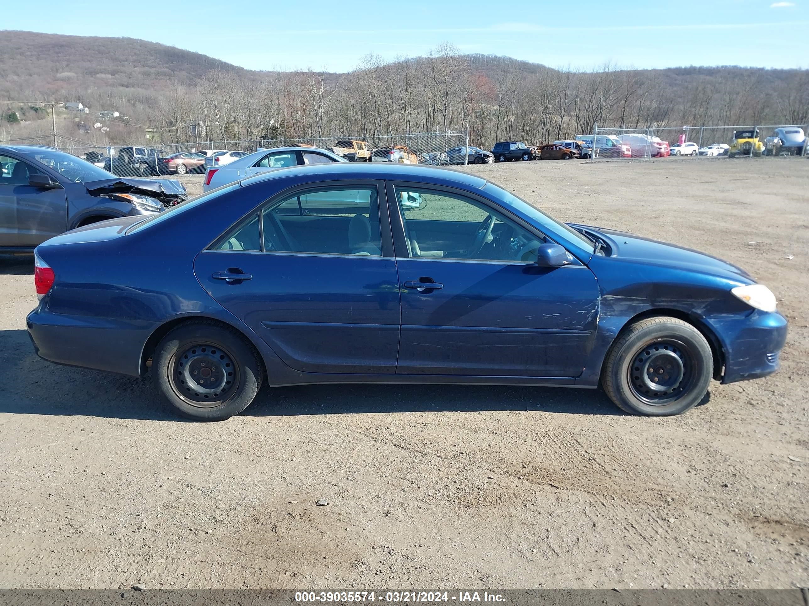 Photo 12 VIN: 4T1BE32K26U109275 - TOYOTA CAMRY 