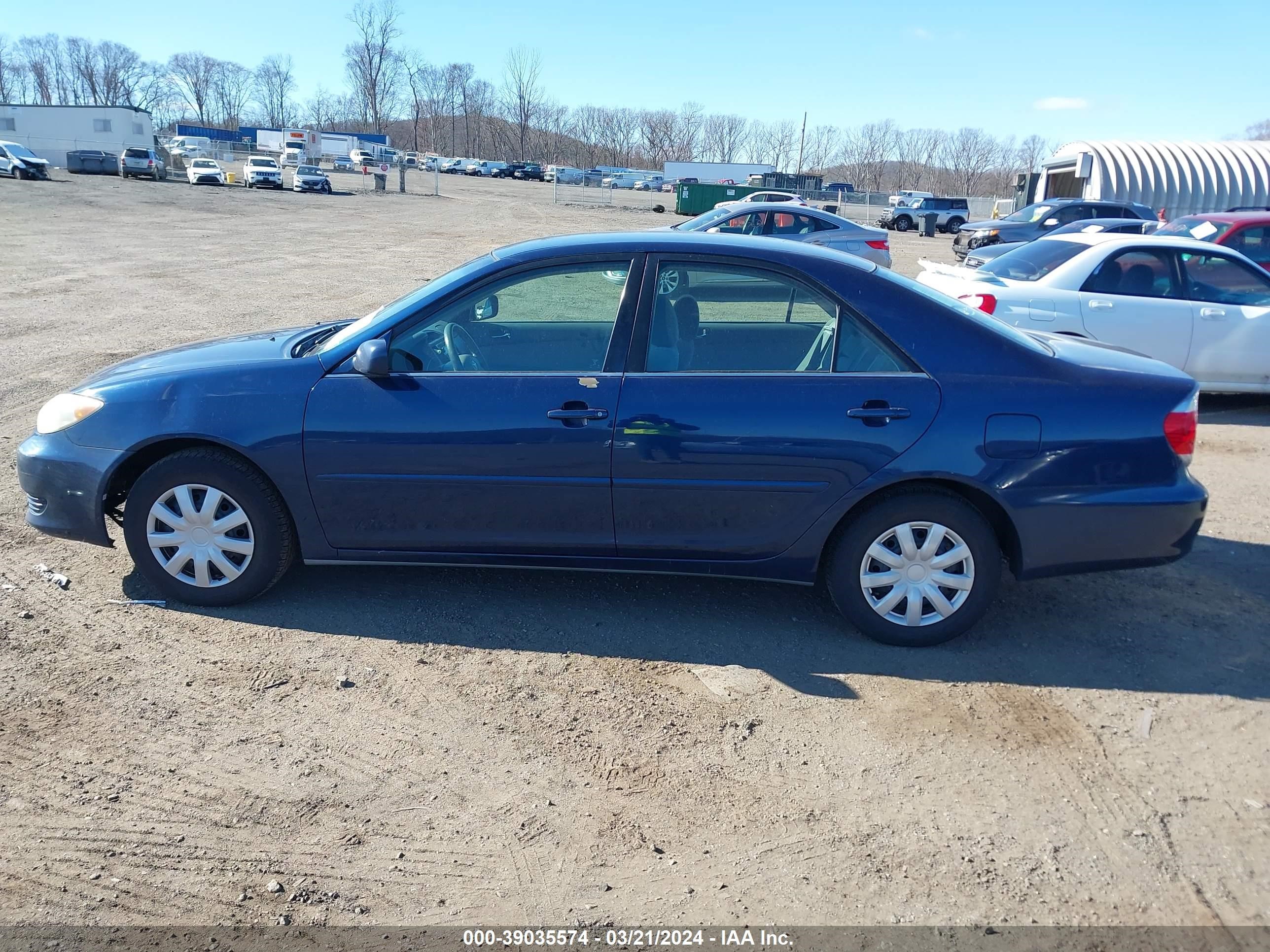 Photo 13 VIN: 4T1BE32K26U109275 - TOYOTA CAMRY 