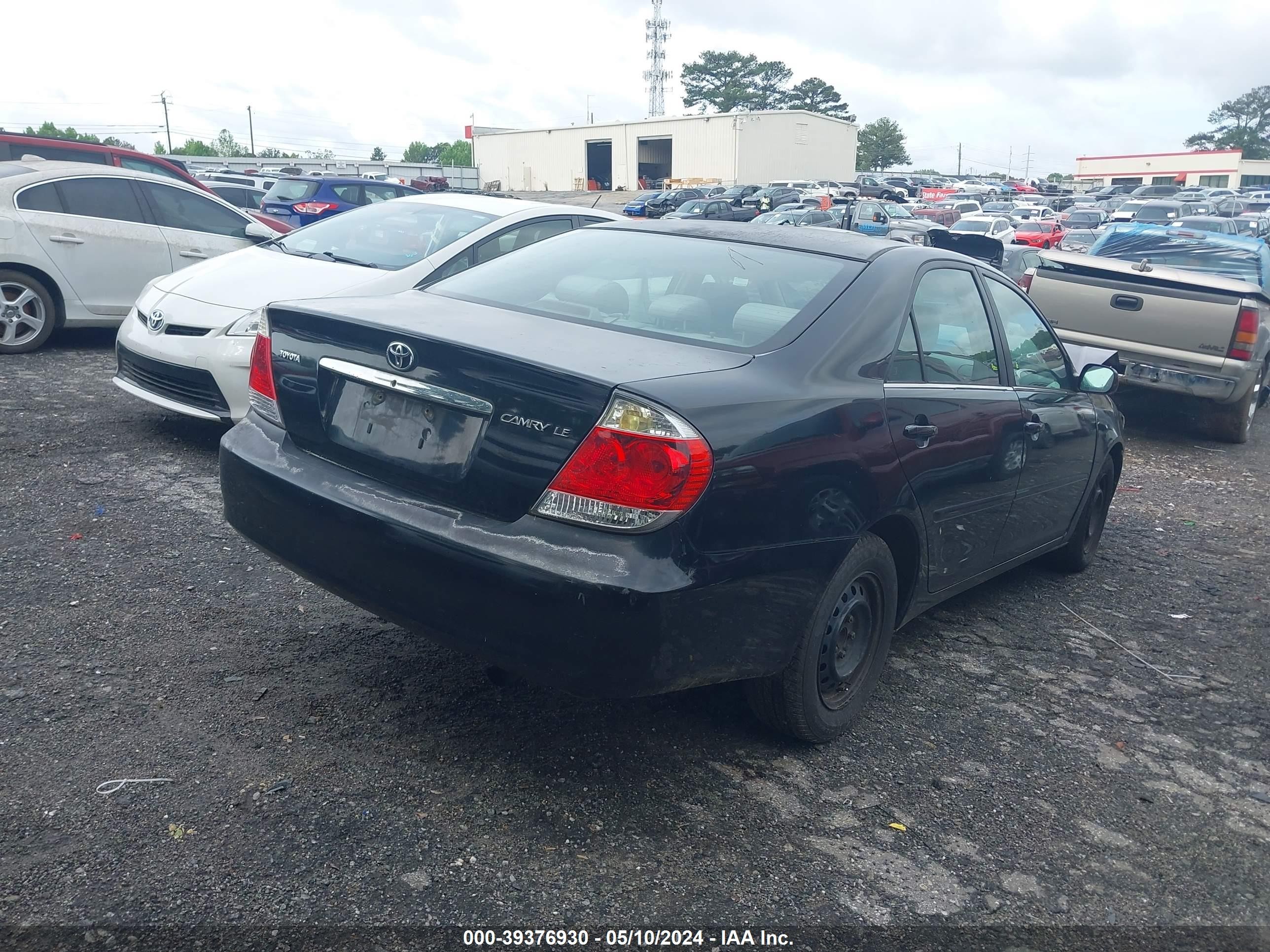 Photo 3 VIN: 4T1BE32K26U140607 - TOYOTA CAMRY 