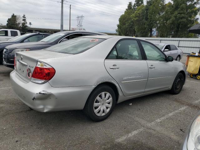 Photo 2 VIN: 4T1BE32K26U647832 - TOYOTA CAMRY 