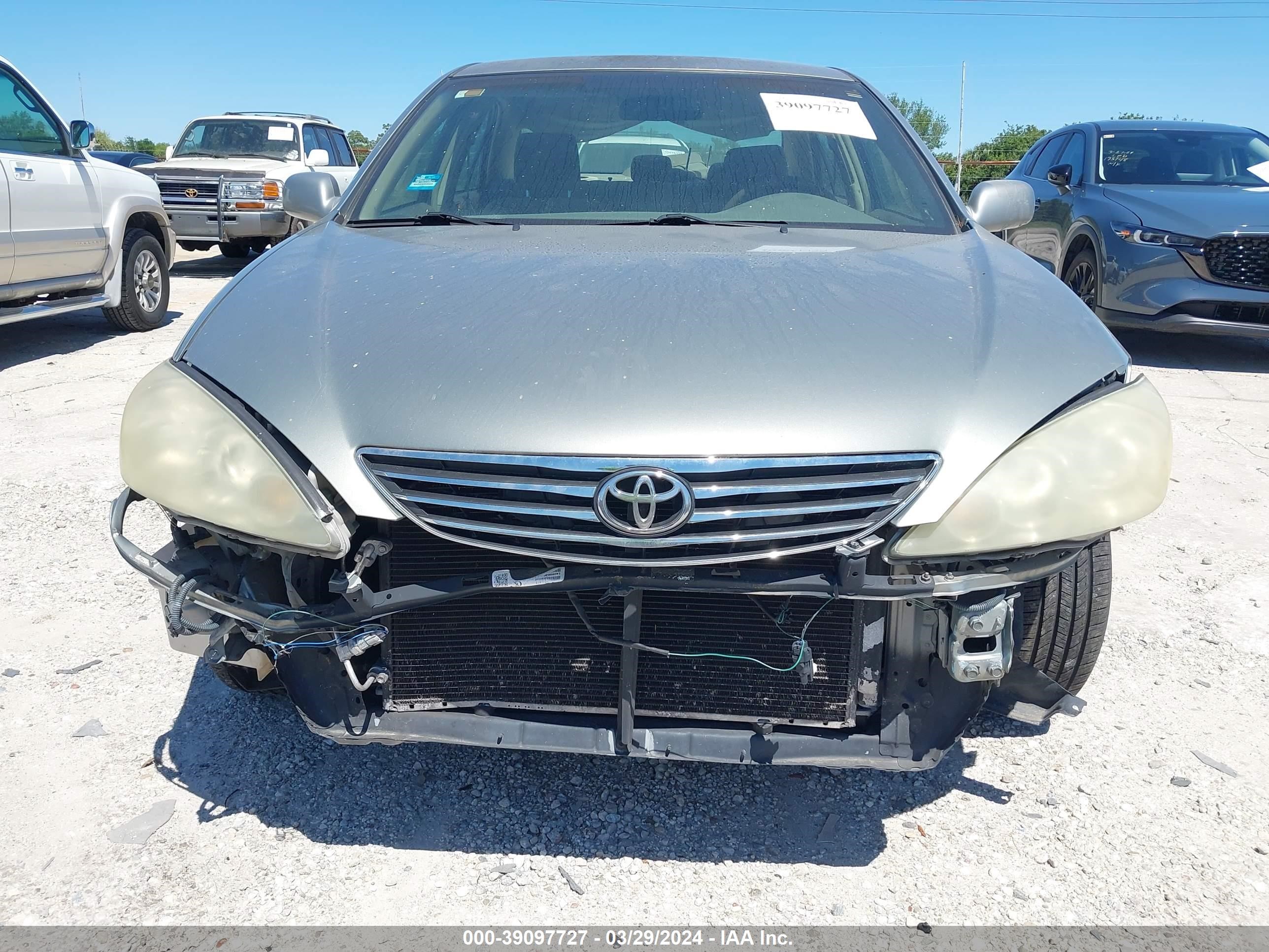 Photo 5 VIN: 4T1BE32K26U653355 - TOYOTA CAMRY 