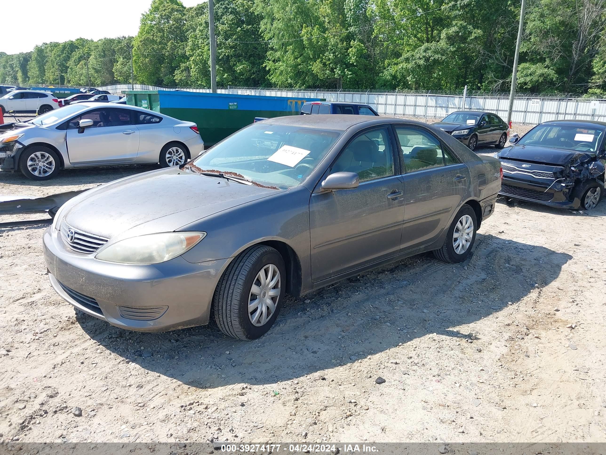 Photo 1 VIN: 4T1BE32K26U743699 - TOYOTA CAMRY 