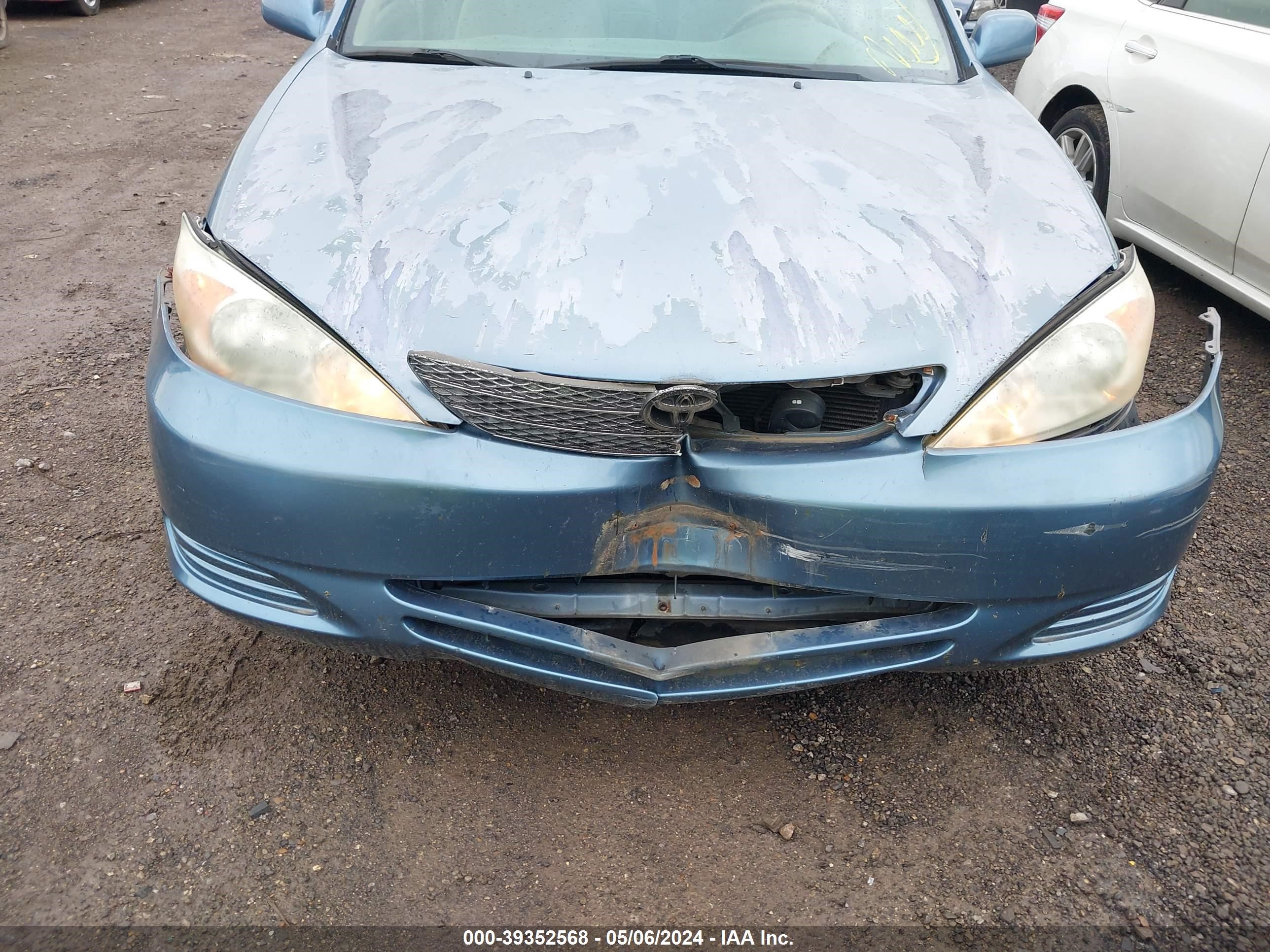 Photo 5 VIN: 4T1BE32K32U546843 - TOYOTA CAMRY 