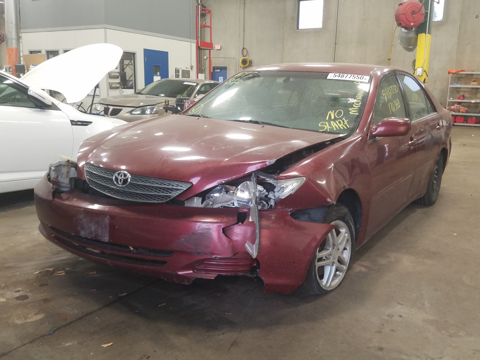 Photo 1 VIN: 4T1BE32K33U221496 - TOYOTA CAMRY LE 