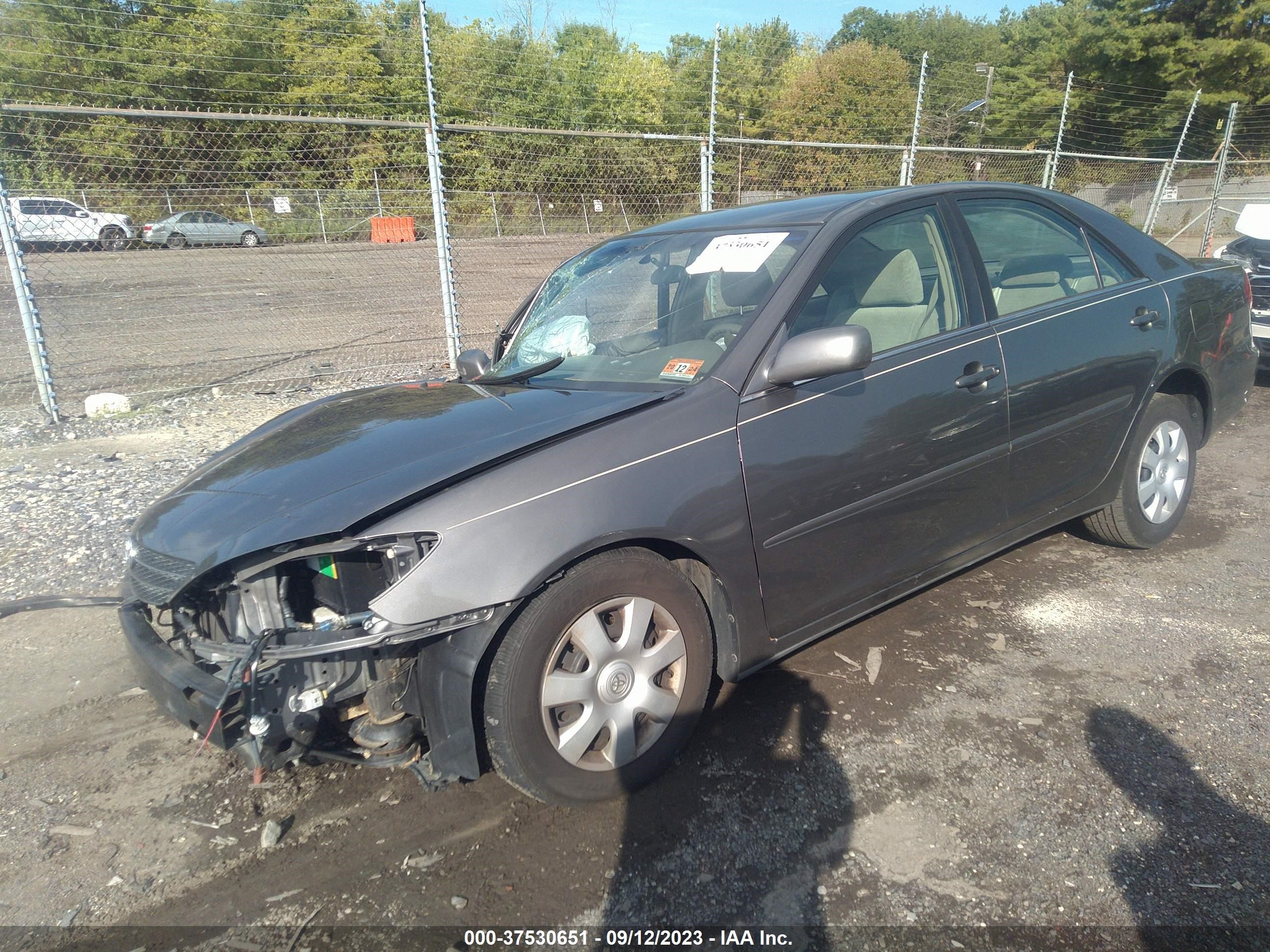 Photo 1 VIN: 4T1BE32K33U675828 - TOYOTA CAMRY 