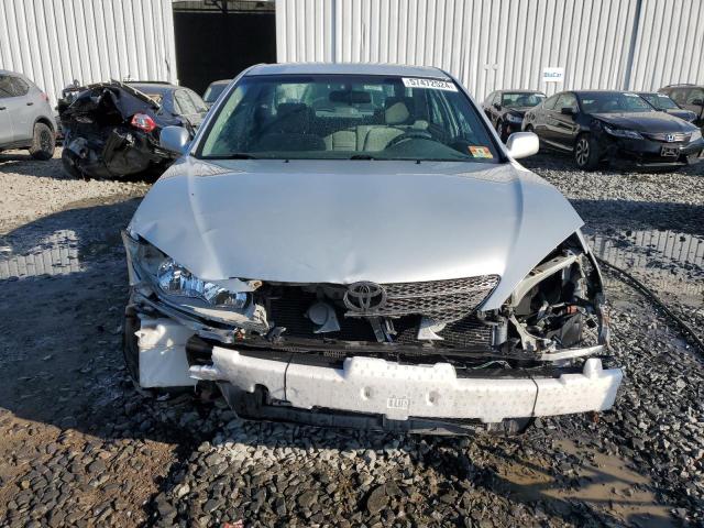 Photo 4 VIN: 4T1BE32K33U718113 - TOYOTA CAMRY 