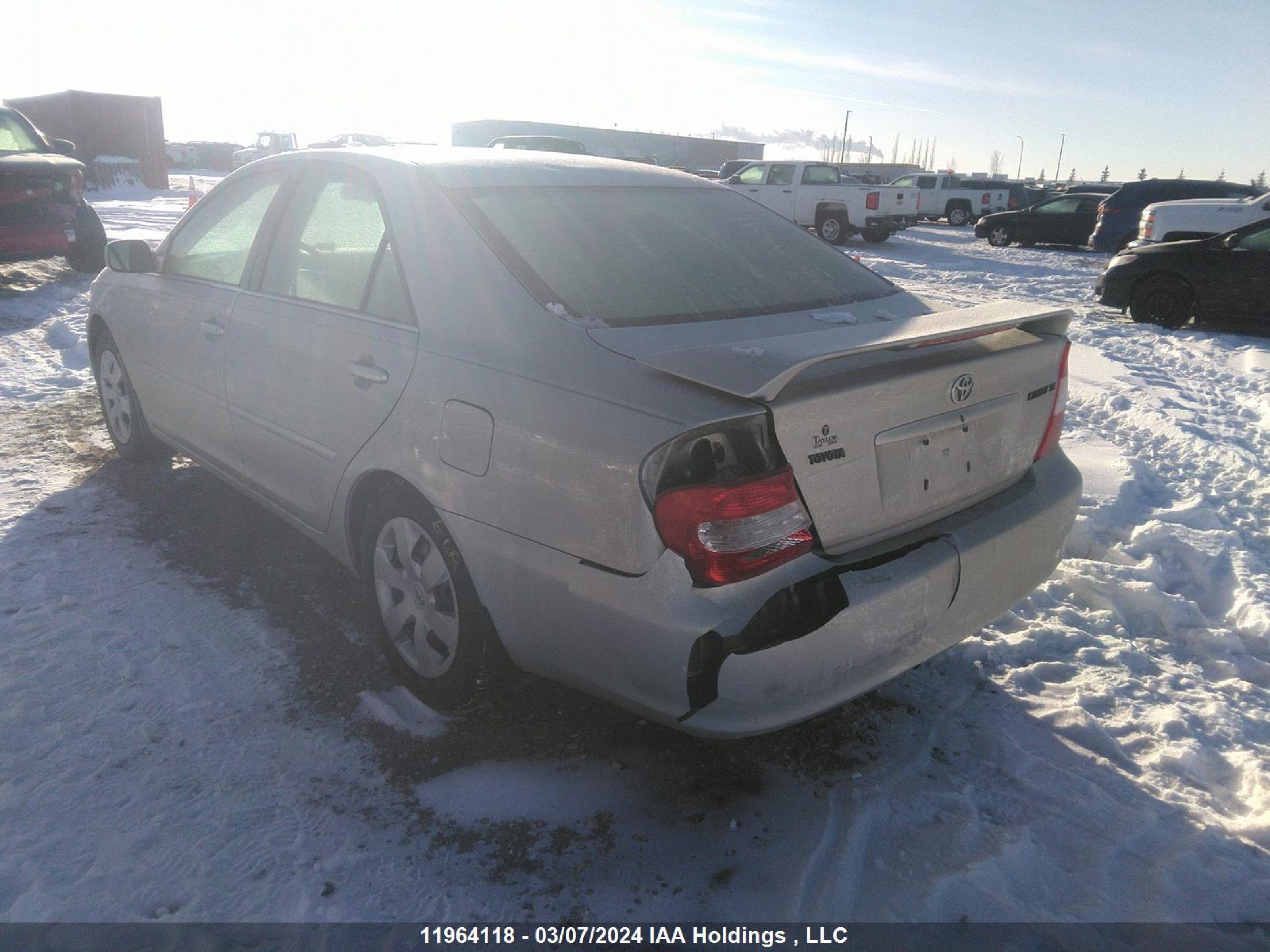 Photo 2 VIN: 4T1BE32K34U837653 - TOYOTA CAMRY 