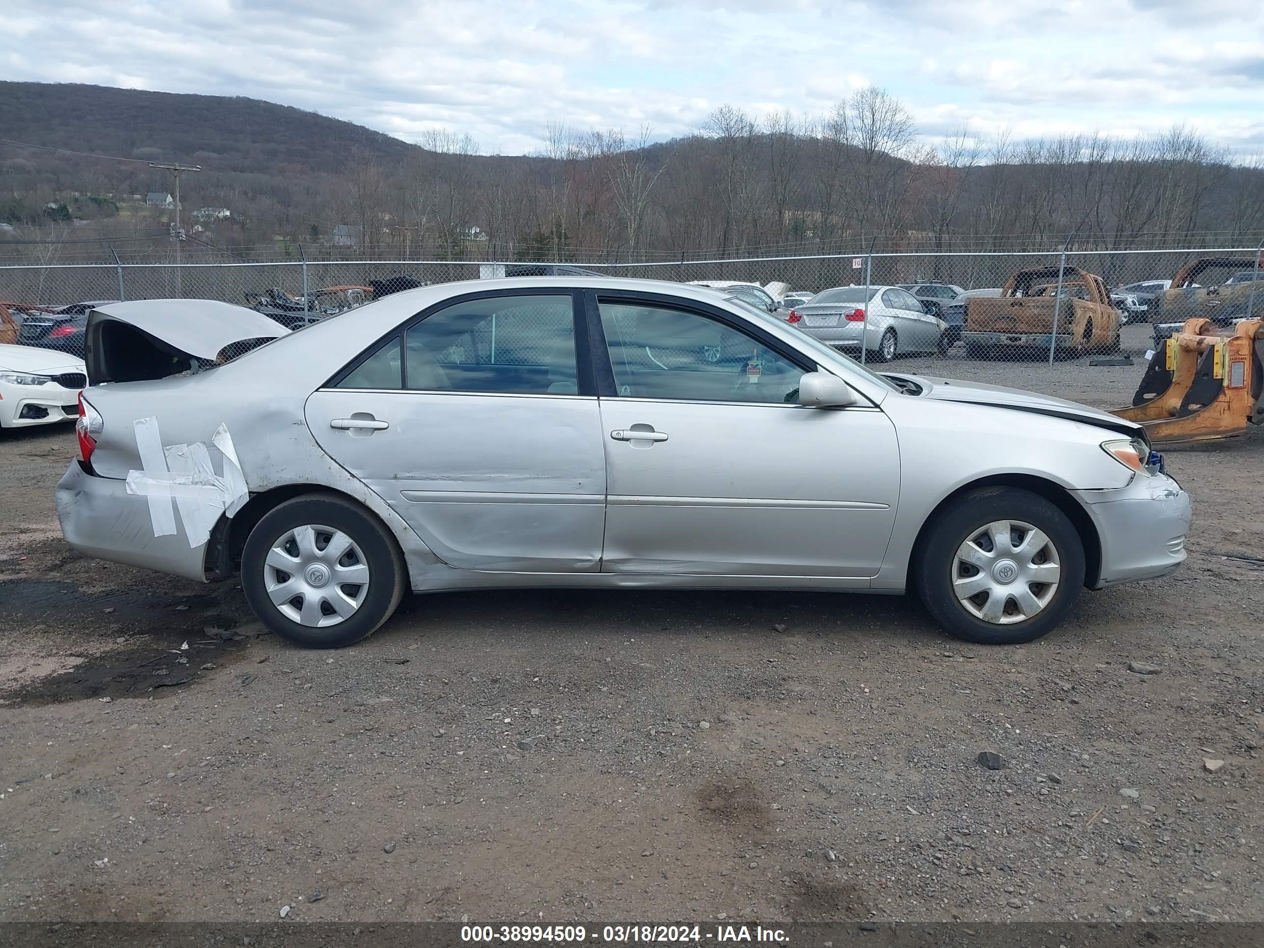 Photo 12 VIN: 4T1BE32K34U849219 - TOYOTA CAMRY 