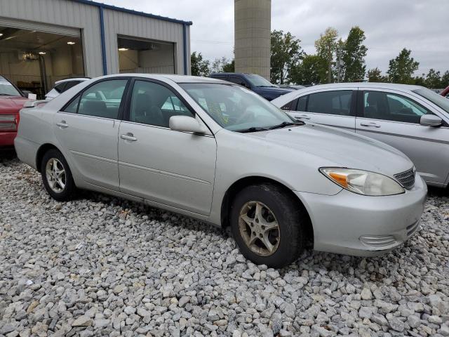 Photo 3 VIN: 4T1BE32K34U898047 - TOYOTA CAMRY LE 