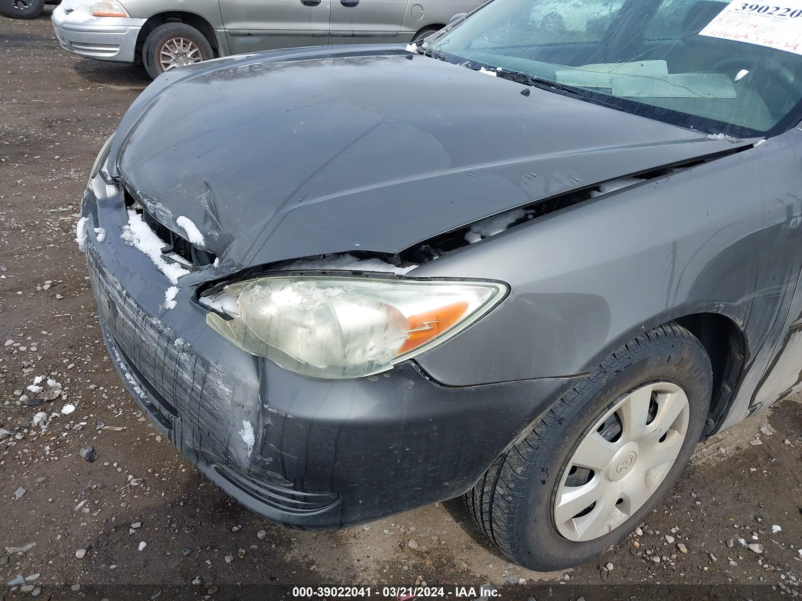 Photo 11 VIN: 4T1BE32K34U901853 - TOYOTA CAMRY 