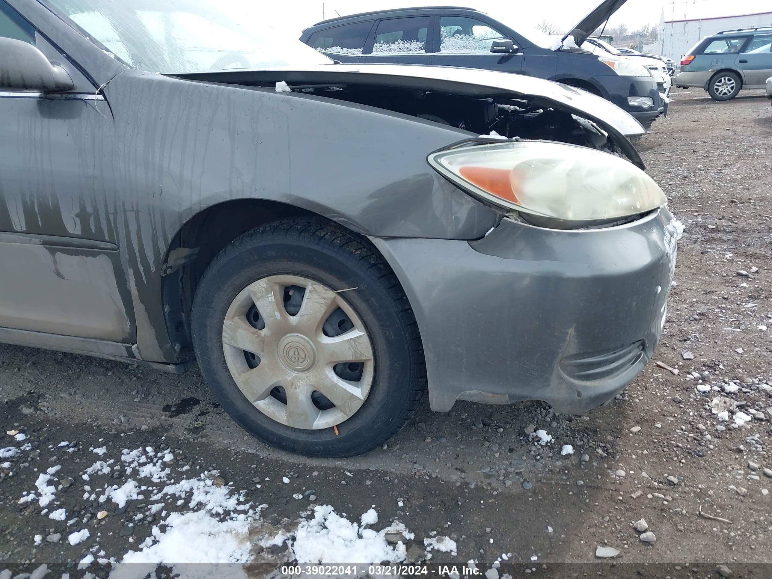 Photo 14 VIN: 4T1BE32K34U901853 - TOYOTA CAMRY 