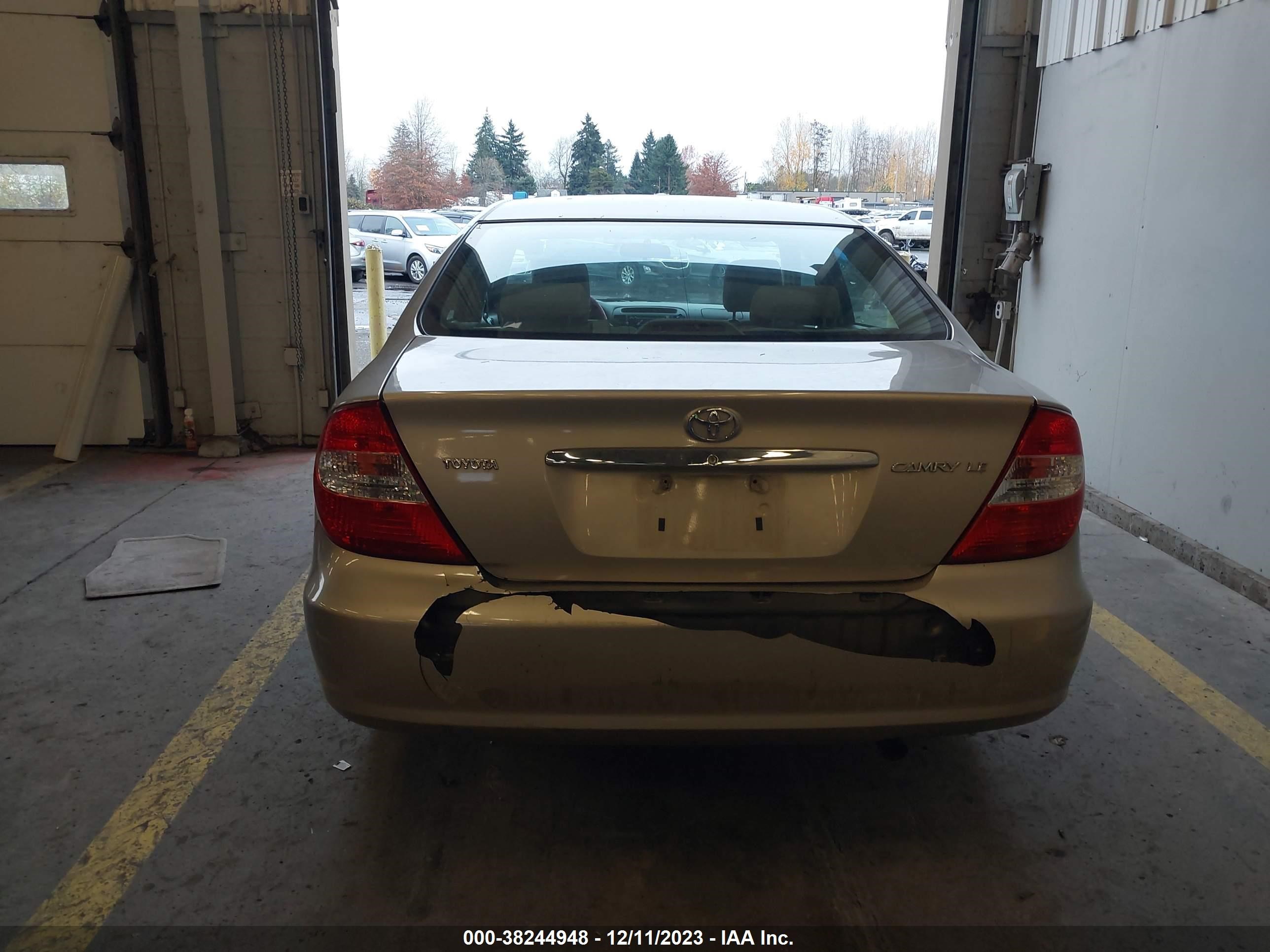 Photo 14 VIN: 4T1BE32K34U905935 - TOYOTA CAMRY 