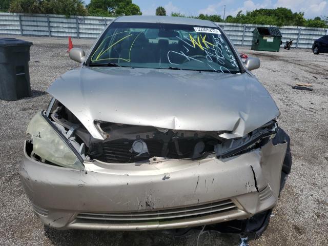 Photo 4 VIN: 4T1BE32K35U035265 - TOYOTA CAMRY 