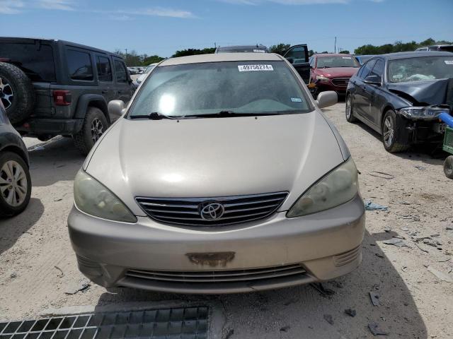 Photo 4 VIN: 4T1BE32K35U043186 - TOYOTA CAMRY 