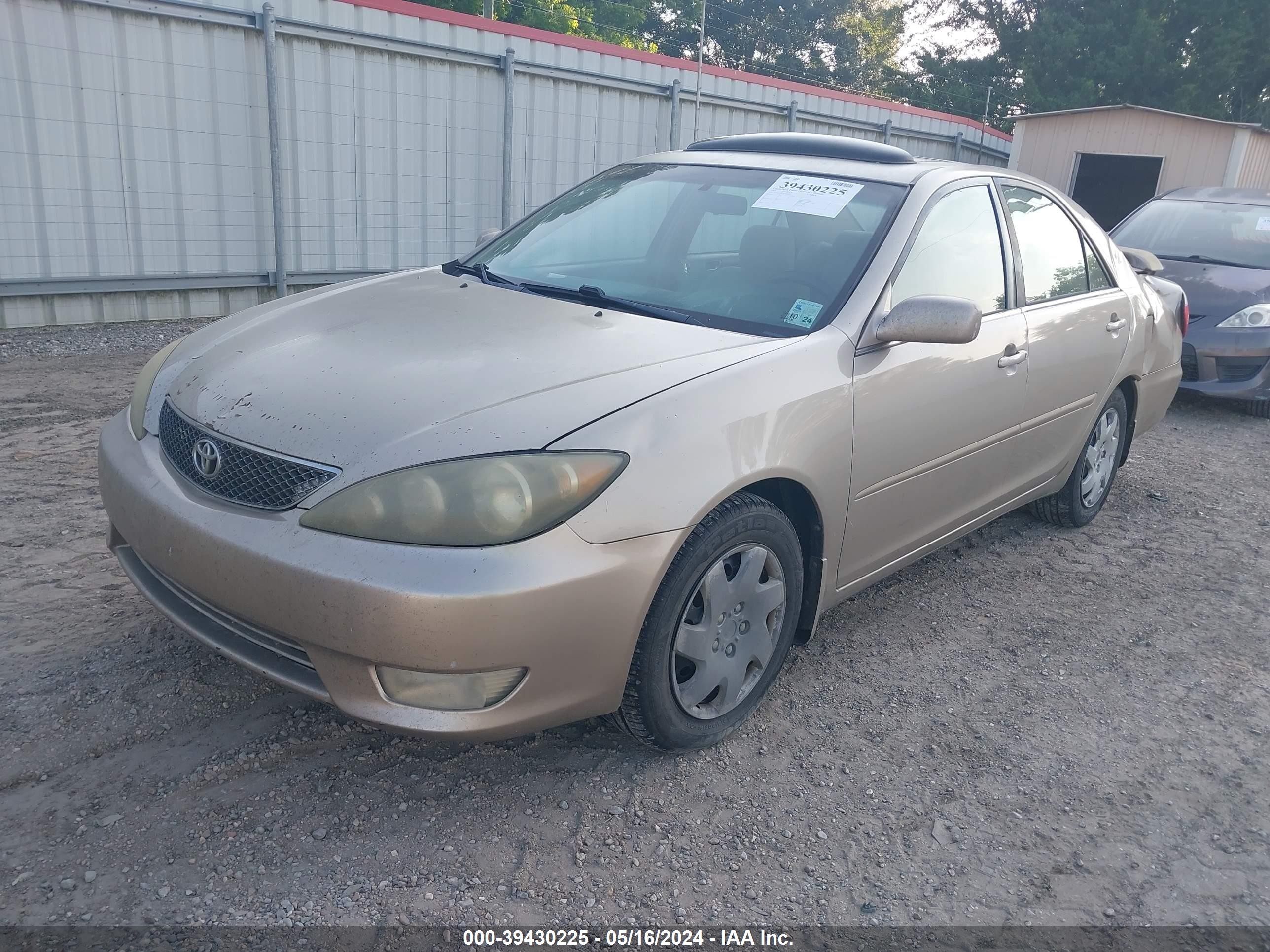 Photo 1 VIN: 4T1BE32K35U049876 - TOYOTA CAMRY 