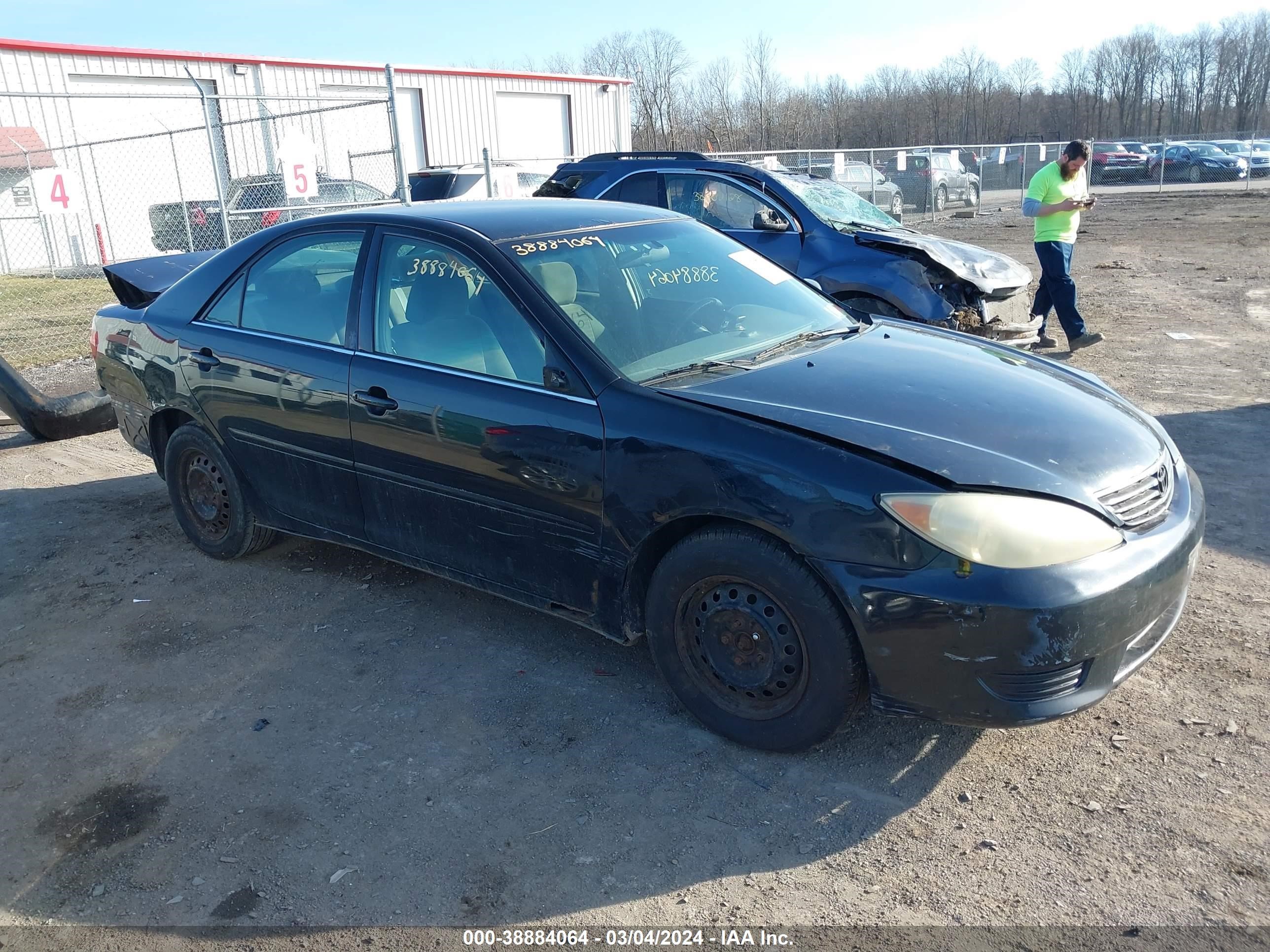 Photo 0 VIN: 4T1BE32K35U051627 - TOYOTA CAMRY 