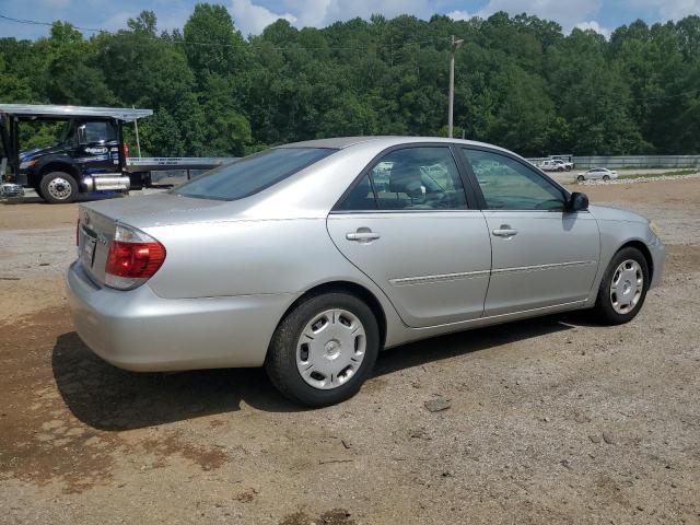 Photo 2 VIN: 4T1BE32K35U067276 - TOYOTA CAMRY 