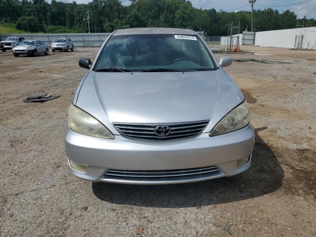 Photo 4 VIN: 4T1BE32K35U067276 - TOYOTA CAMRY 