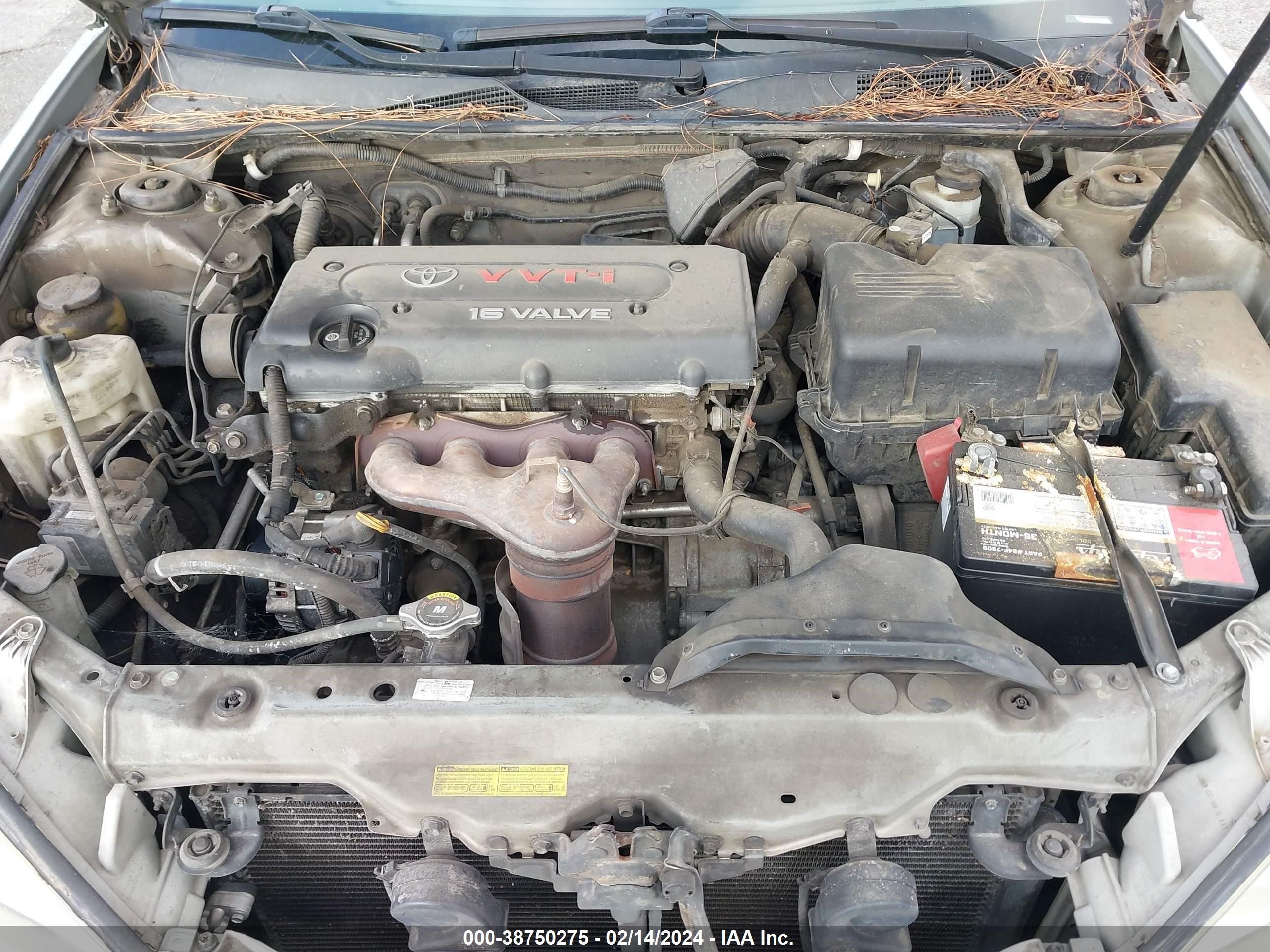 Photo 9 VIN: 4T1BE32K35U074261 - TOYOTA CAMRY 