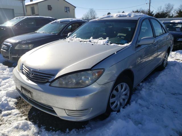 Photo 1 VIN: 4T1BE32K35U082439 - TOYOTA CAMRY LE 