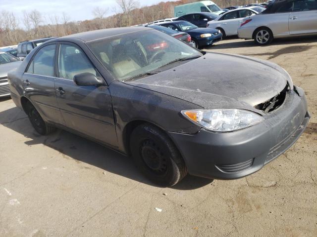 Photo 3 VIN: 4T1BE32K35U524393 - TOYOTA CAMRY 