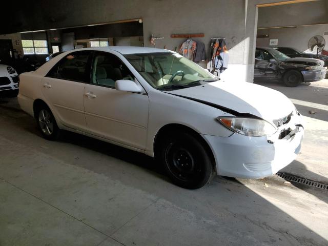 Photo 3 VIN: 4T1BE32K35U549486 - TOYOTA CAMRY 