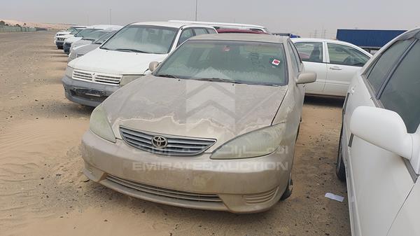 Photo 4 VIN: 4T1BE32K35U566661 - TOYOTA CAMRY 