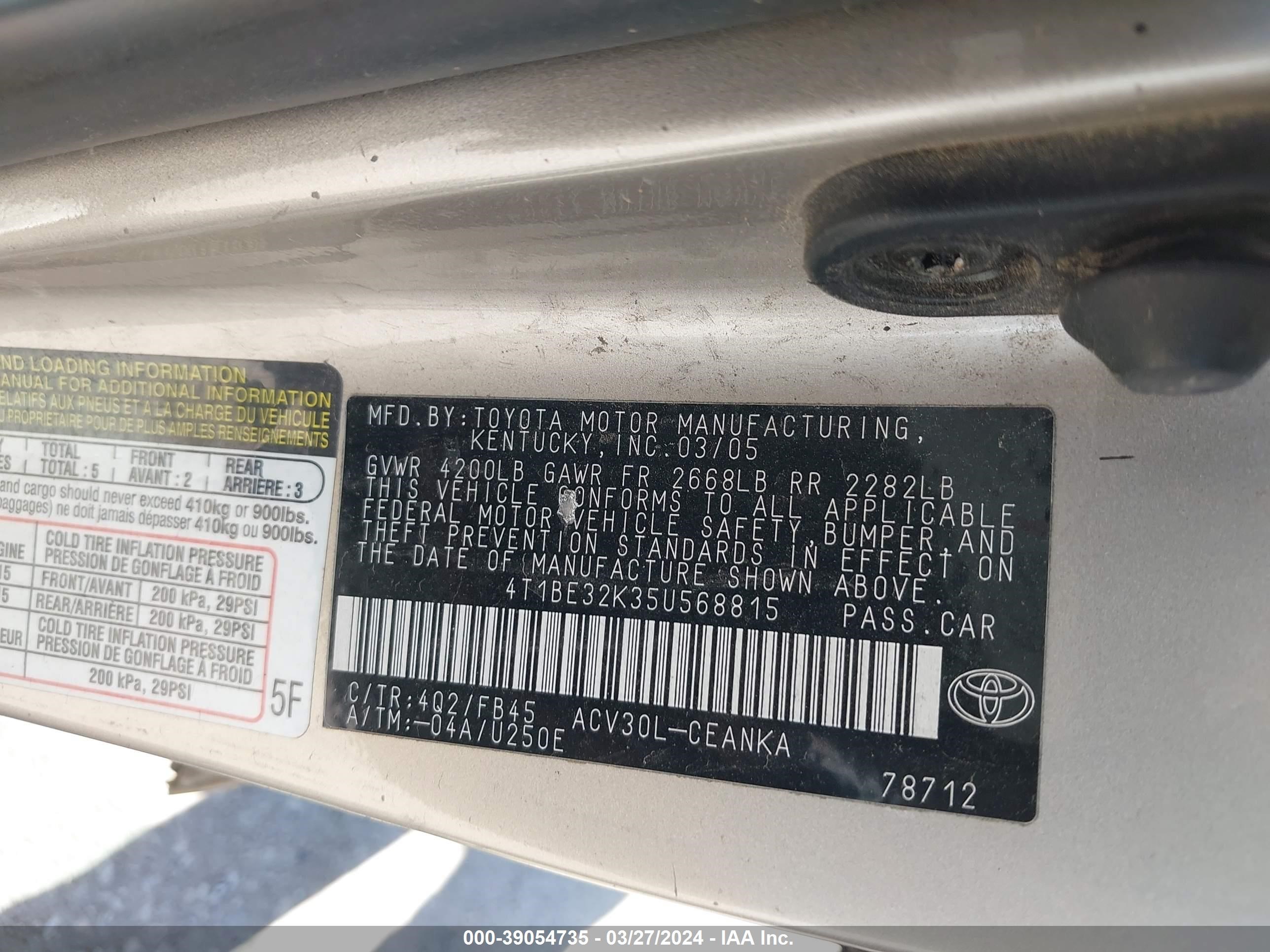 Photo 8 VIN: 4T1BE32K35U568815 - TOYOTA CAMRY 