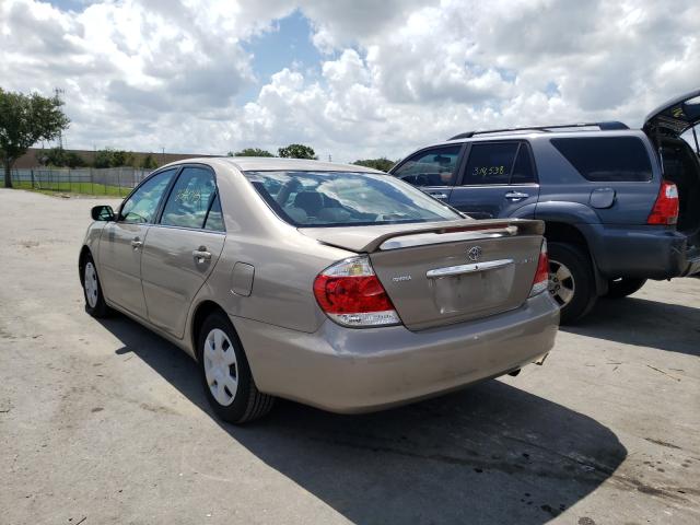 Photo 2 VIN: 4T1BE32K35U569558 - TOYOTA CAMRY 