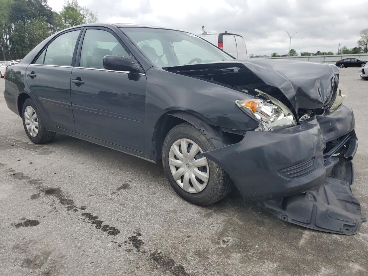 Photo 3 VIN: 4T1BE32K35U620332 - TOYOTA CAMRY 