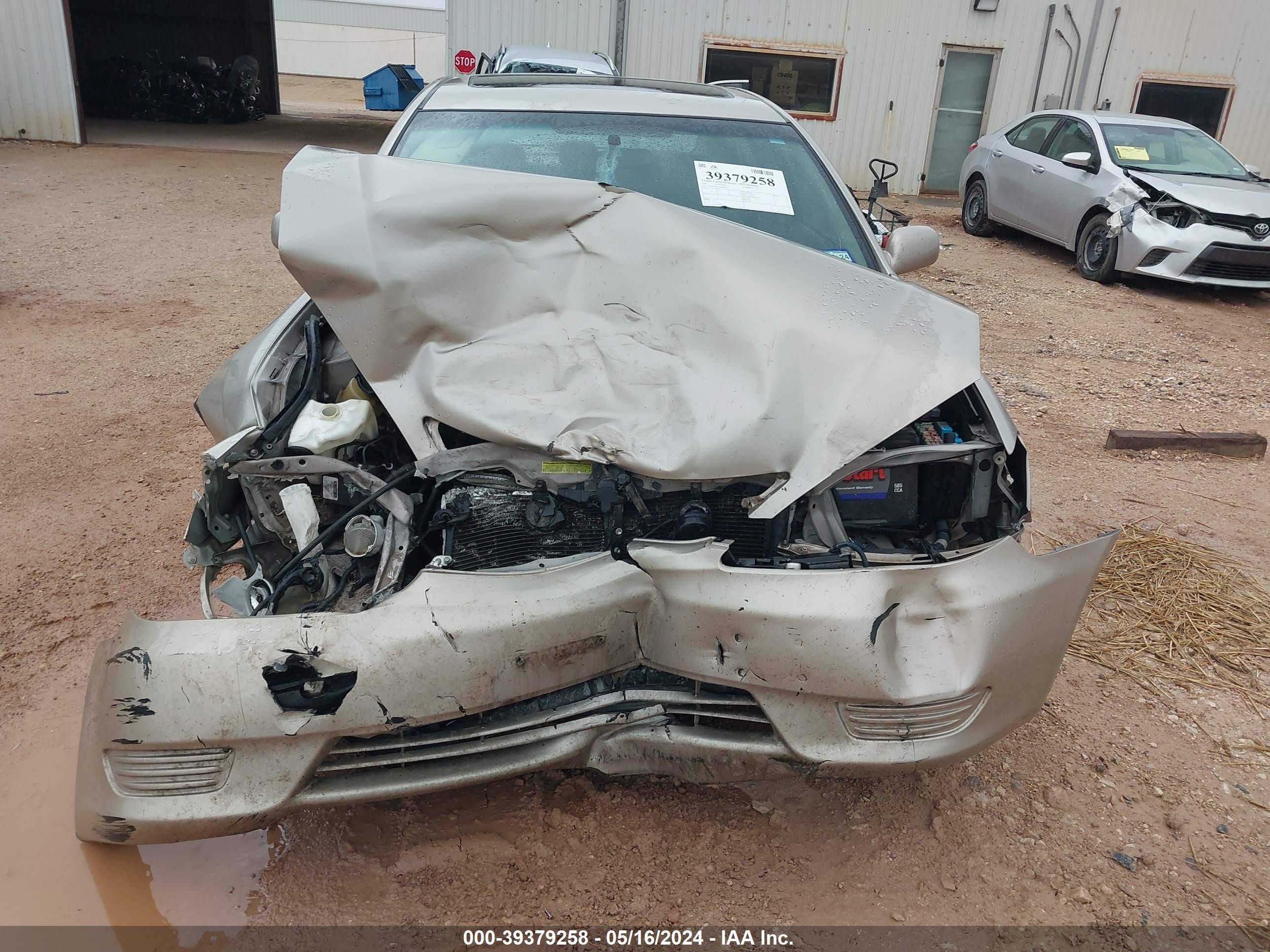 Photo 5 VIN: 4T1BE32K35U628706 - TOYOTA CAMRY 